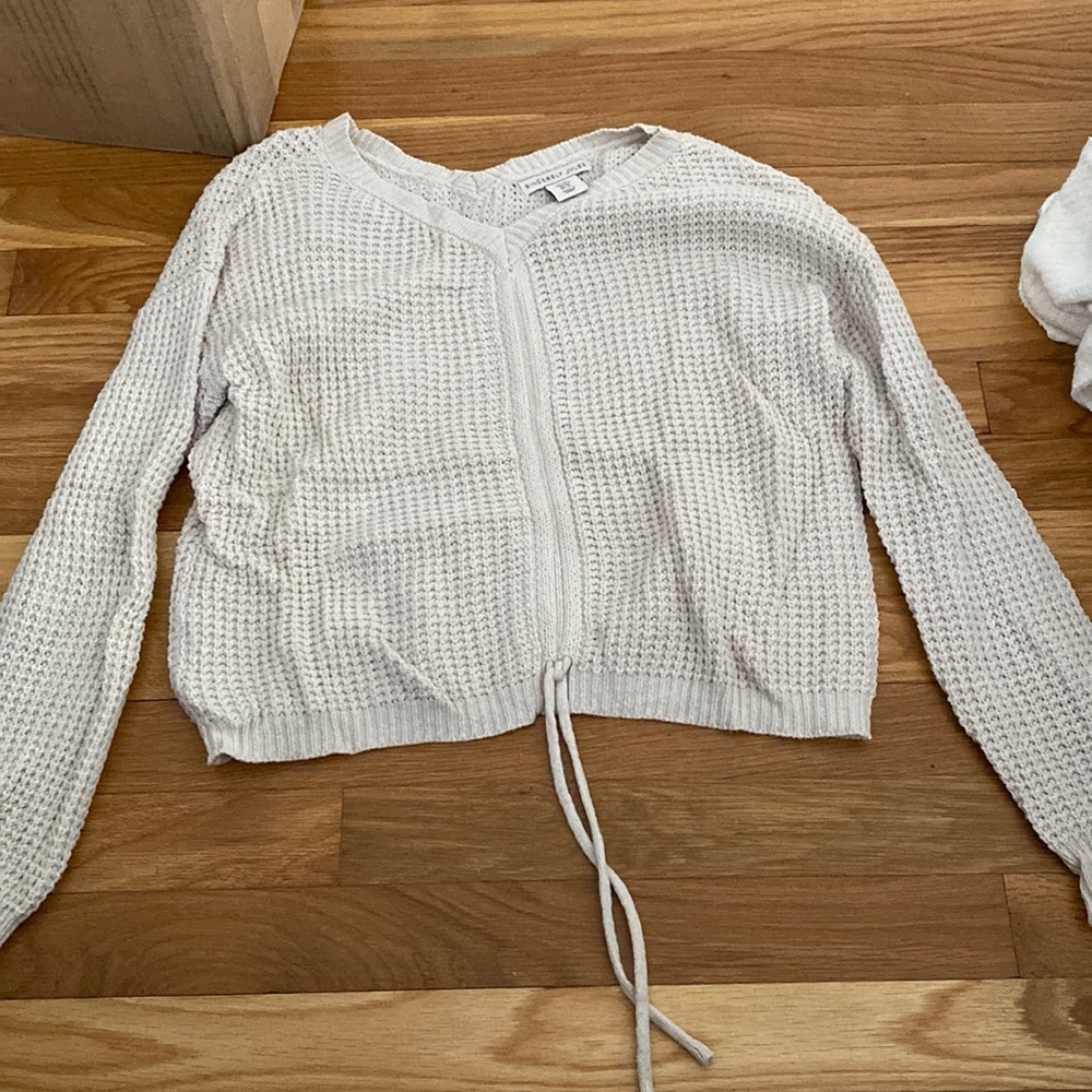Size xs sweater